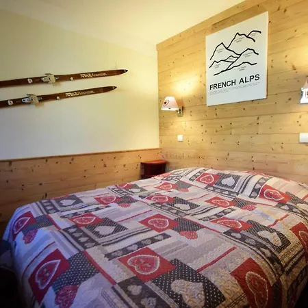 Le Mont Soleil A - 3 Pieces 6 Pers Balcon Sud, Sur Pistes - Plagne Soleil Mae-9404 *